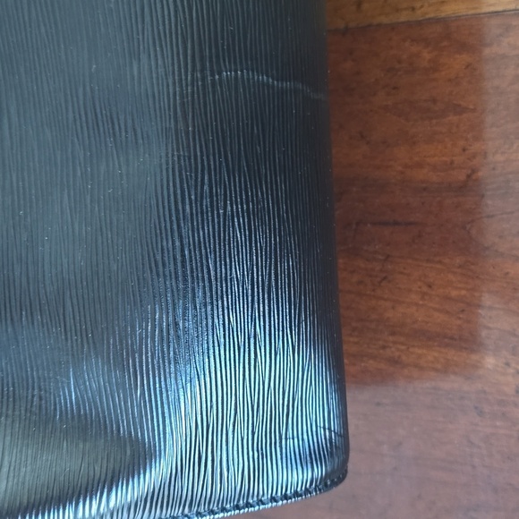 Louis Vuitton Epi Speedy 30 - Picture 10 of 14